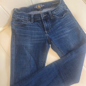 Lucky Brand Charles Skinny Jeans - Low Rise - Size 25